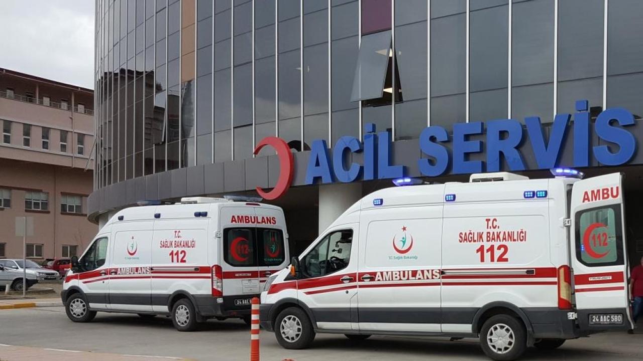Erzincan’da feci kaza: 2 ölü, 2 yaralı!