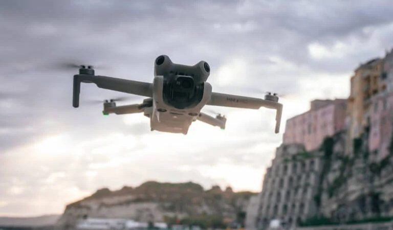 DJI Küçük 5 sızdırıldı: LiDAR sensörlü kompakt drone geliyor