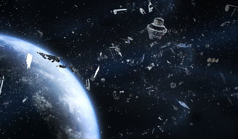 Dünyanın yörüngesinde ne kadar uzay çöpü olduğu açıklandı