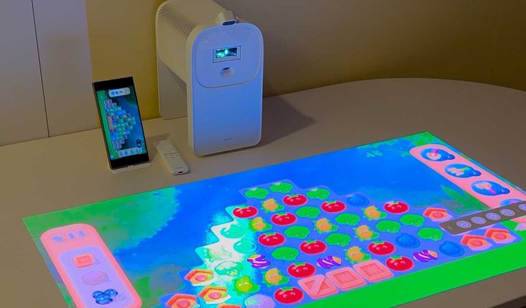 Samsung, interaktif dokunmatik özelliğe sahip 4K projektörünü satışa sundu