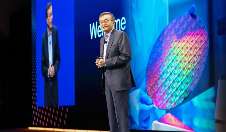 Büyük yarı iletken savaşı yaklaşıyor: Intel, yeni yol haritasını paylaştı