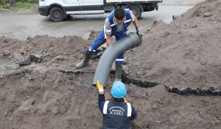 Kayseri’de çamurdan elektrik üretimini arttırmak için yeni tesisler kuruluyor Kayseri’de çamurdan elektrik üretimini arttırmak için yeni tesisler kuruluyor