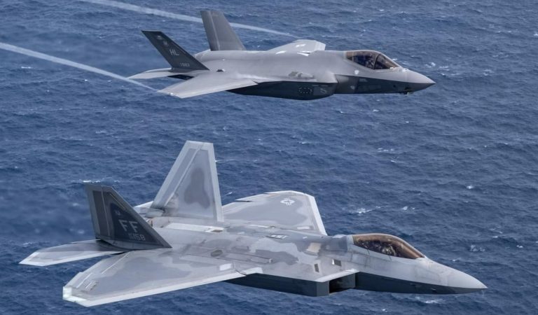 Trump duyurdu; F-55 ve F-22 Üstün savaş uçakları geliyor